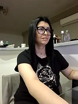 Milf Abigail online show from October 19, 2025, 12:22 am