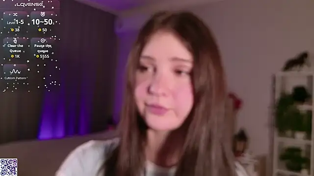 LeraKit online show from October 13, 2025, 2:39 pm