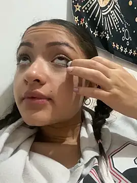 Snapshot of Alicia_ALICIA chatting on December 16, 2024, 8:20 am Alicia ALICIA online show from December 16, 2024, 8:20 am