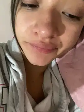 Snapshot of Alicia_ALICIA chatting on January 4, 2025, 1:21 pm Alicia ALICIA online show from January 4, 2025, 1:21 pm