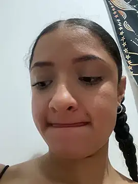 Snapshot of Alicia_ALICIA chatting on January 10, 2025, 8:37 pm Alicia ALICIA online show from January 10, 2025, 8:37 pm