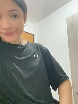 Snapshot of Alicia_ALICIA chatting on January 17, 2025, 9:39 pm Alicia ALICIA online show from January 17, 2025, 9:39 pm