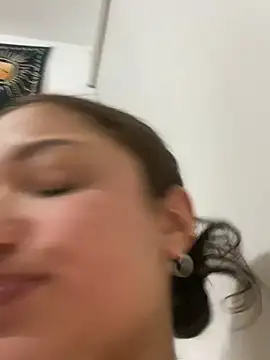 Snapshot of Alicia_ALICIA chatting on February 18, 2025, 1:21 am Alicia ALICIA online show from February 18, 2025, 1:21 am