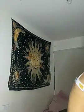 Snapshot of Alicia_ALICIA chatting on March 14, 2025, 9:21 pm Alicia ALICIA online show from March 14, 2025, 9:21 pm