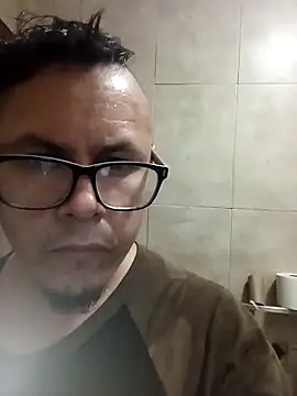 Snapshot of AlanDickson chatting on February 23, 2025, 3:13 am AlanDickson online show from February 23, 2025, 3:13 am