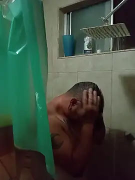 Snapshot of AlanDickson chatting on October 26, 2025, 6:52 am AlanDickson online show from October 26, 2025, 6:52 am