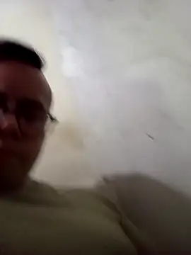 Snapshot of AlanDickson chatting on November 8, 2025, 3:34 pm AlanDickson online show from November 8, 2025, 3:34 pm