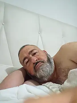 polla calientes47 online show from February 2, 2025, 4:26 am