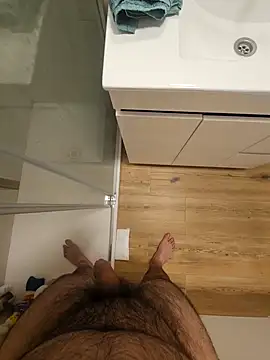 polla calientes47 online show from October 2, 2025, 2:13 pm