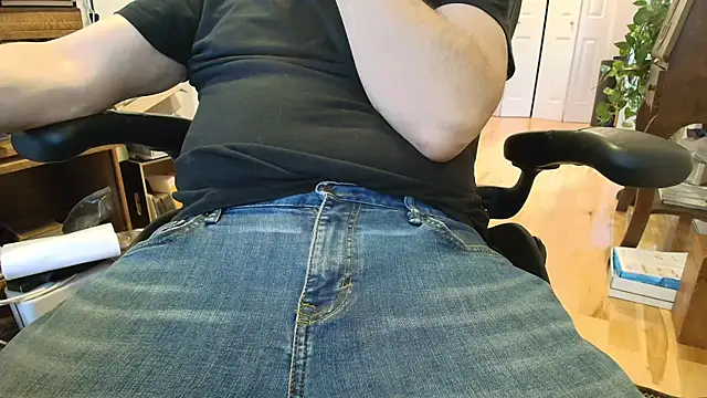 massive cum online show from November 14, 2025, 5:33 pm