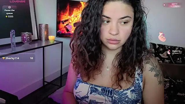 MelSaunders online show from May 28, 2026, 11:02 pm