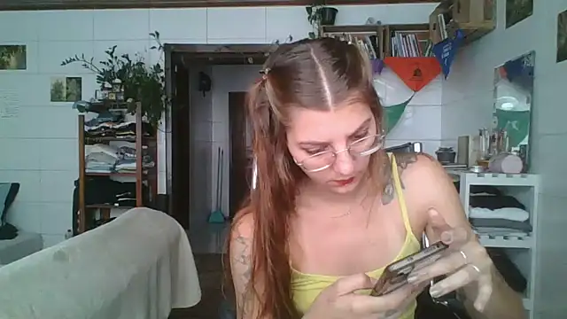 SweetyBabyDemon online show from January 17, 2026, 1:05 pm