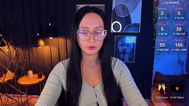 Snapshot of Christy_Calypso chatting on December 10, 2024, 10:47 pm Christy Calypso online show from December 10, 2024, 10:47 pm