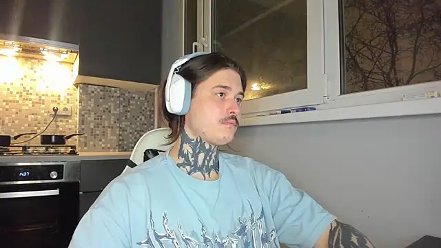  torfin  online show from January 9, 2025, 8:01 pm