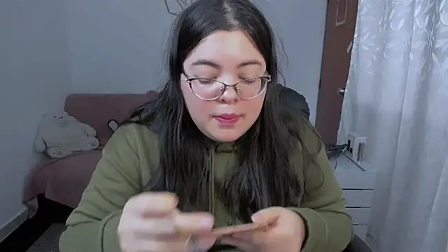 Aria Fullbuster online show from November 29, 2025, 8:23 pm