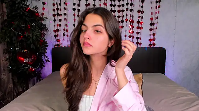 Snapshot of Milana_Crystal_ chatting on March 3, 2025, 5:50 pm Milana Crystal online show from March 3, 2025, 5:50 pm