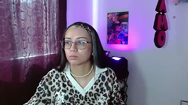 squirt charlott online show from October 24, 2025, 5:42 pm