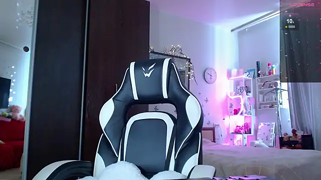 Sidney blush online show from April 9, 2026, 4:56 am