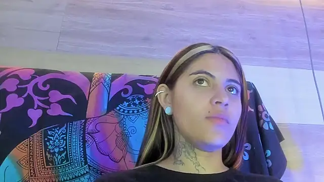 Cori Paige online show from April 12, 2026, 4:06 am