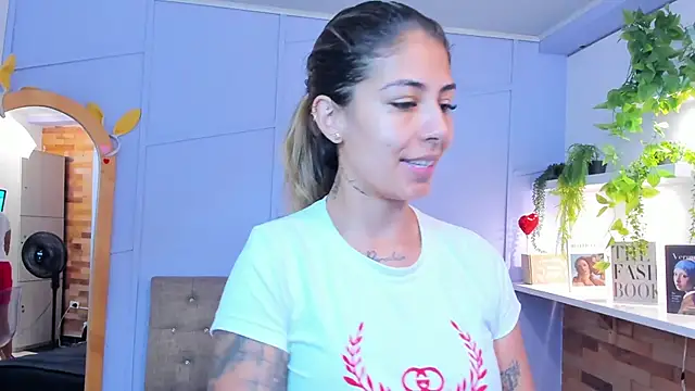 Georgina-coule online show from September 17, 2025, 3:24 pm