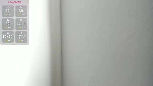 Kylie2211 online show from April 8, 2026, 4:51 pm