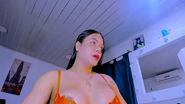 LatinVenuz online show from March 31, 2026, 10:54 pm