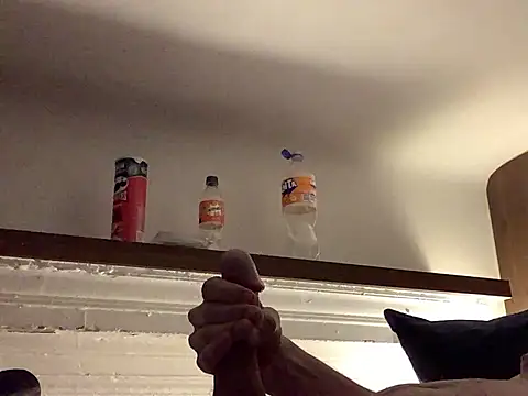 Snapshot of Hebrewhammers42 chatting on December 19, 2024, 10:53 pm Hebrewhammers42 online show from December 19, 2024, 10:53 pm