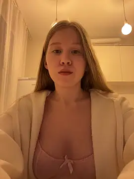 Eva Weyne online show from March 7, 2026, 10:40 pm