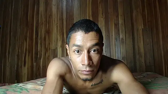 Snapshot of DEMARCOUS_NM chatting on October 26, 2025, 4:24 pm DEMARCOUS NM online show from October 26, 2025, 4:24 pm