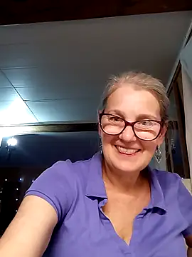 Snapshot of irinamaux chatting on October 11, 2025, 5:22 pm irinamaux online show from October 11, 2025, 5:22 pm