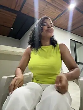 Brunettexio online show from December 23, 2024, 11:06 pm