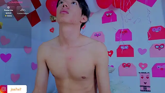 Snapshot of Levii_Ackermann chatting on February 16, 2026, 2:13 pm Levii Ackermann online show from February 16, 2026, 2:13 pm