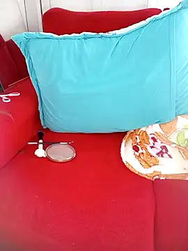 Snapshot of Yara_gordinha_peluda chatting on February 18, 2025, 1:22 pm Yara gordinha peluda online show from February 18, 2025, 1:22 pm