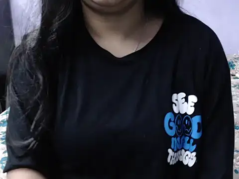 Snapshot of Freya_nia chatting on October 7, 2025, 10:34 am Freya nia online show from October 7, 2025, 10:34 am