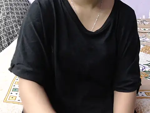 Snapshot of Freya_nia chatting on October 19, 2025, 6:14 am Freya nia online show from October 19, 2025, 6:14 am