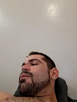 Zander823 online show from February 12, 2026, 11:22 pm