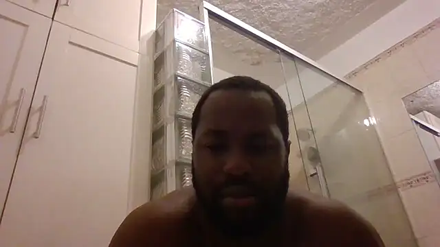 Snapshot of Bighood_T chatting on May 30, 2026, 5:37 am Bighood T online show from May 30, 2026, 5:37 am
