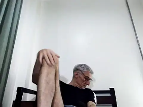 BIGUNCUTHARDCOCK online show from March 5, 2025, 3:51 am