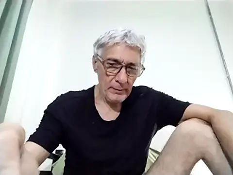 BIGUNCUTHARDCOCK online show from March 6, 2025, 1:37 am