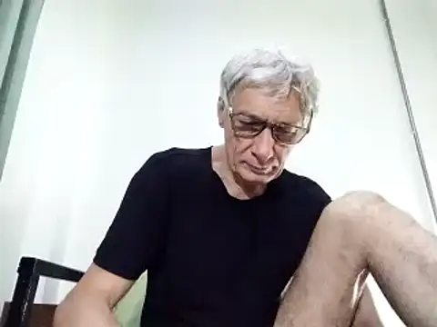 BIGUNCUTHARDCOCK online show from March 8, 2025, 1:28 am