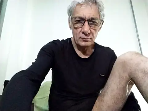 BIGUNCUTHARDCOCK online show from March 9, 2025, 1:04 am