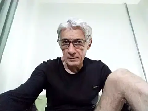 BIGUNCUTHARDCOCK online show from March 10, 2025, 10:37 am