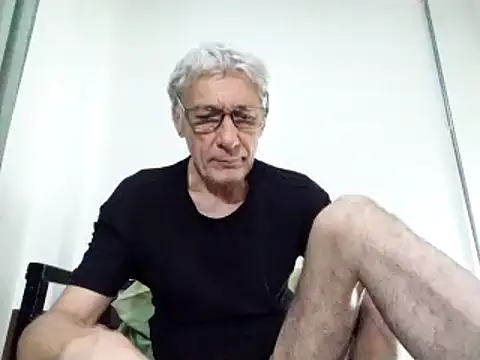 BIGUNCUTHARDCOCK online show from March 12, 2025, 1:25 am