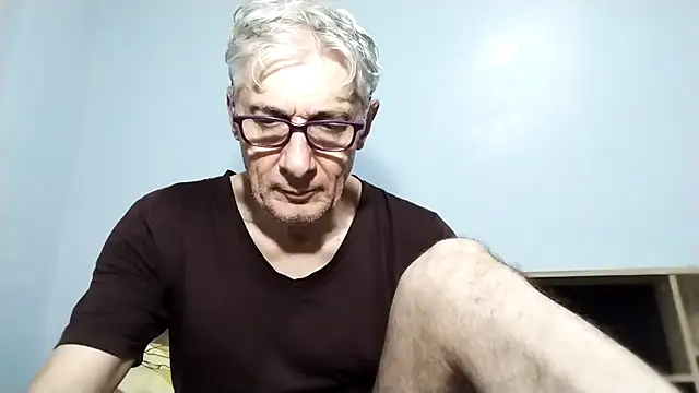 BIGUNCUTHARDCOCK online show from September 27, 2025, 1:32 am