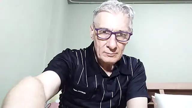 BIGUNCUTHARDCOCK online show from December 22, 2025, 12:29 am