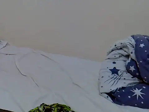 Snapshot of Giannah01 chatting on February 3, 2025, 4:35 am Giannah01 online show from February 3, 2025, 4:35 am