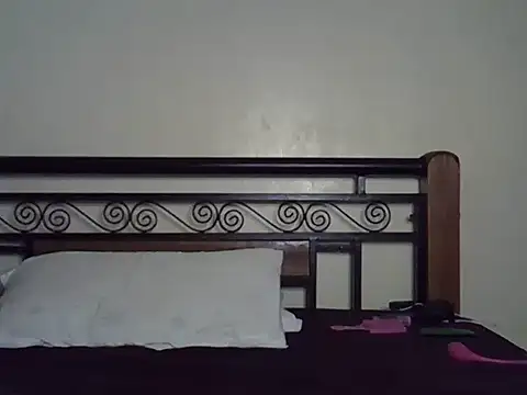 Snapshot of Giannah01 chatting on October 29, 2025, 10:22 pm Giannah01 online show from October 29, 2025, 10:22 pm