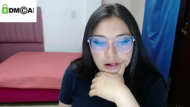 phoenixxxx777 online show from March 16, 2026, 3:27 pm