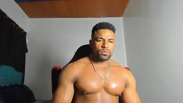 estebanlobo- online show from September 25, 2025, 12:14 am