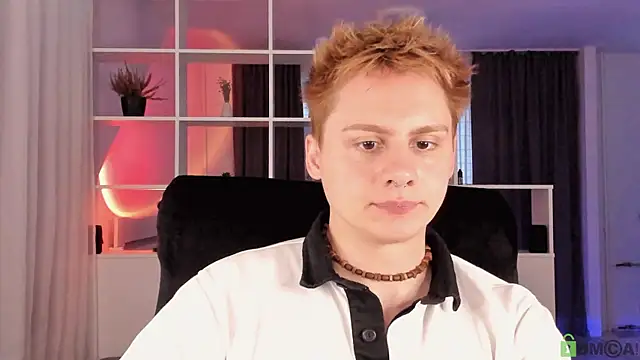 Snapshot of sunnyburn_boy chatting on June 23, 2026, 5:00 pm sunnyburn boy online show from June 23, 2026, 5:00 pm